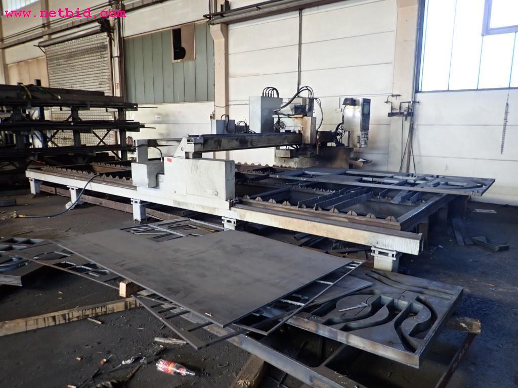 Máquinas e equipamentos operacionais e de escritório do sector da construção metálica-2