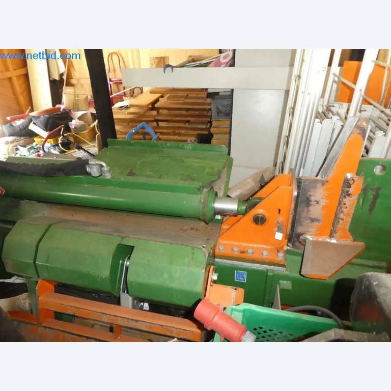 Baumaschinen, Nutzfahrzeuge, PKW, Anhänger und sonstige Handgeräte -6