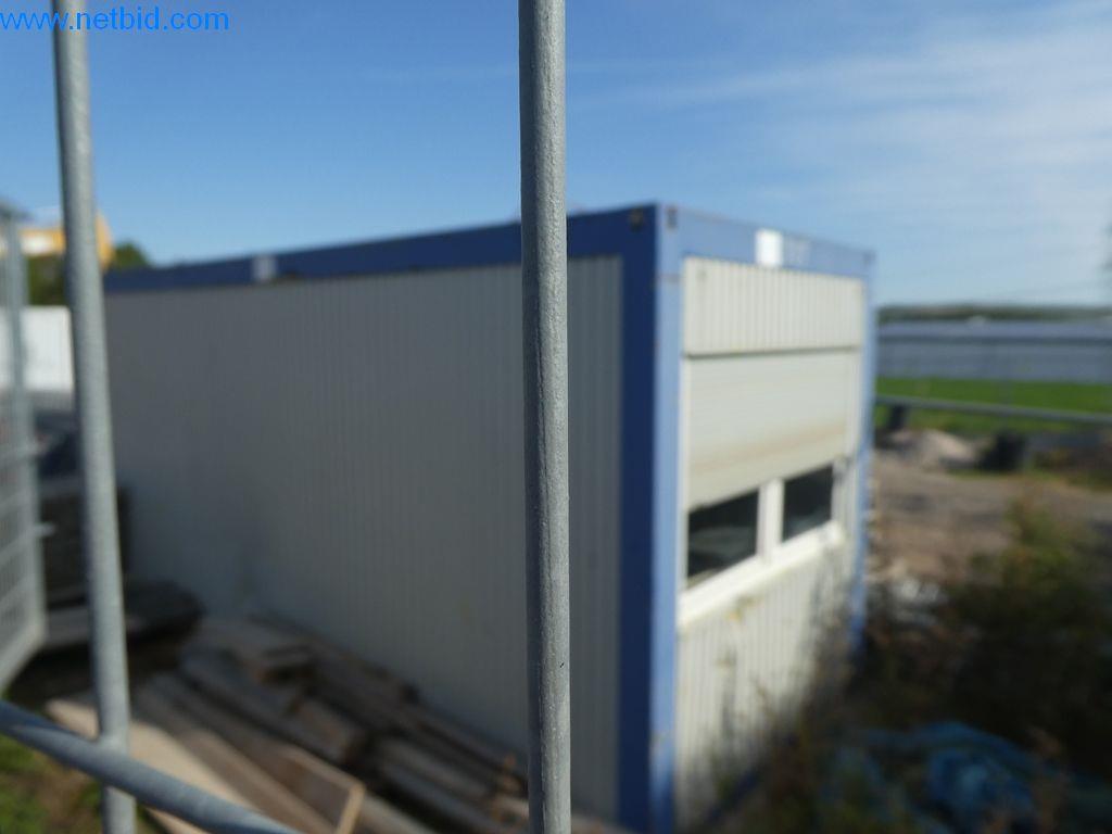 Stavební stroje, užitková vozidla, automobily, přívěsy a další ruční nářadí.-2