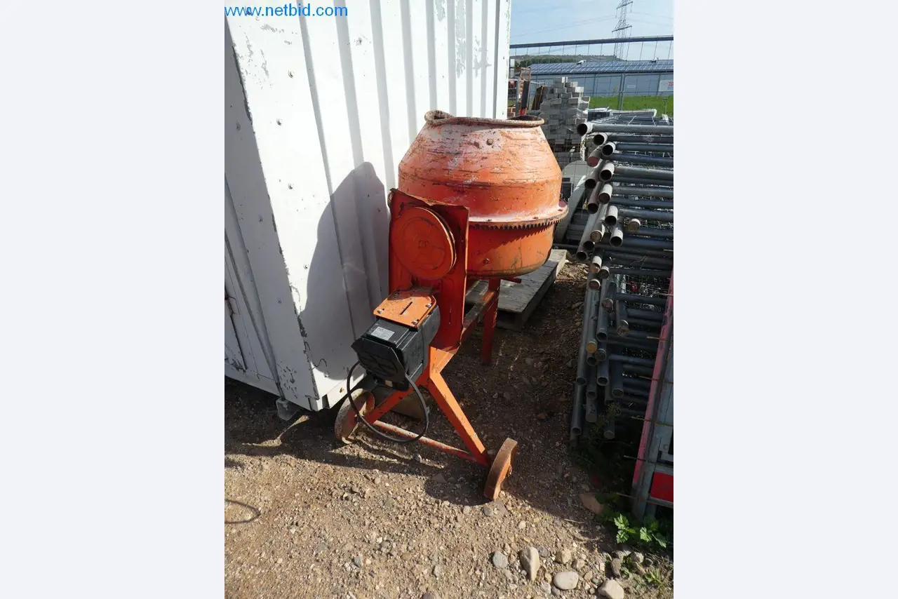 Baumaschinen, Nutzfahrzeuge, PKW, Anhänger und sonstige Handgeräte -1