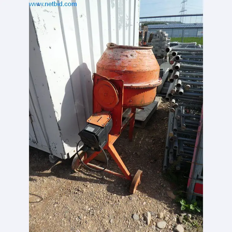 Baumaschinen, Nutzfahrzeuge, PKW, Anhänger und sonstige Handgeräte -1