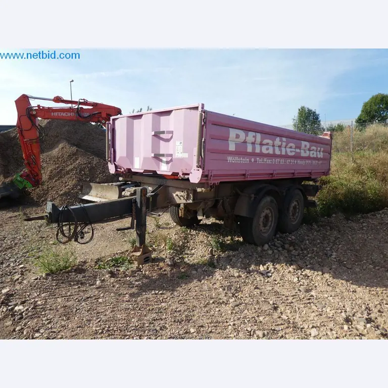 Bouwmachines, bedrijfsvoertuigen, aanhangwagens en ander handgereedschap van een bouwbedrijf-1
