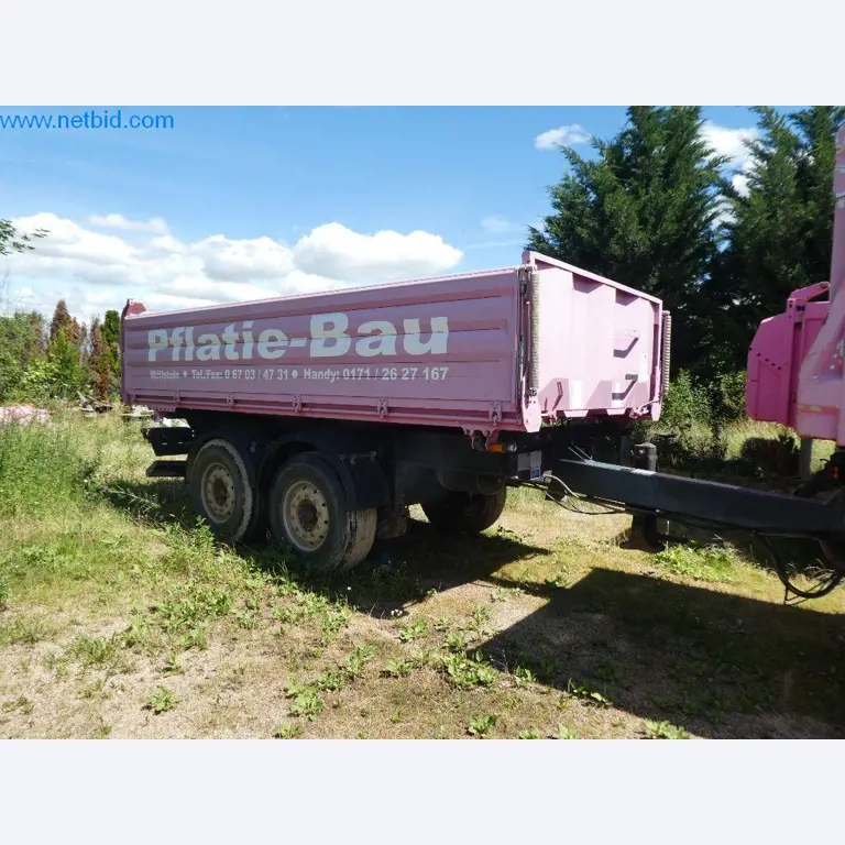 Bouwmachines, bedrijfsvoertuigen, aanhangwagens en ander handgereedschap van een bouwbedrijf-4