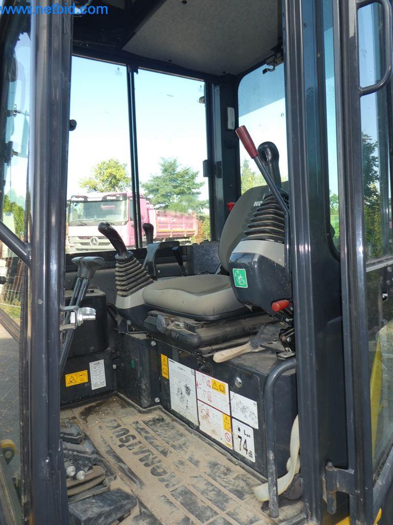 Maszyny budowlane, pojazdy użytkowe, samochody, przyczepy i inne narzędzia ręczne-14