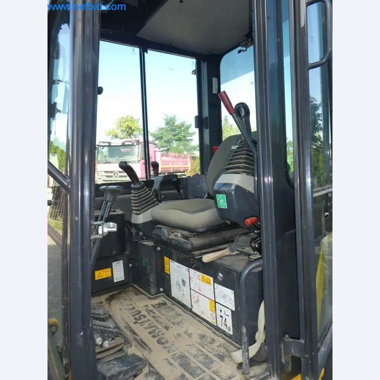 Baumaschinen, Nutzfahrzeuge, PKW, Anhänger und sonstige Handgeräte -14