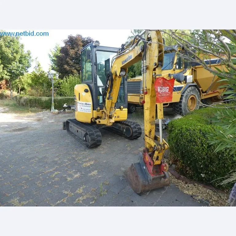 Baumaschinen, Nutzfahrzeuge, PKW, Anhänger und sonstige Handgeräte -1