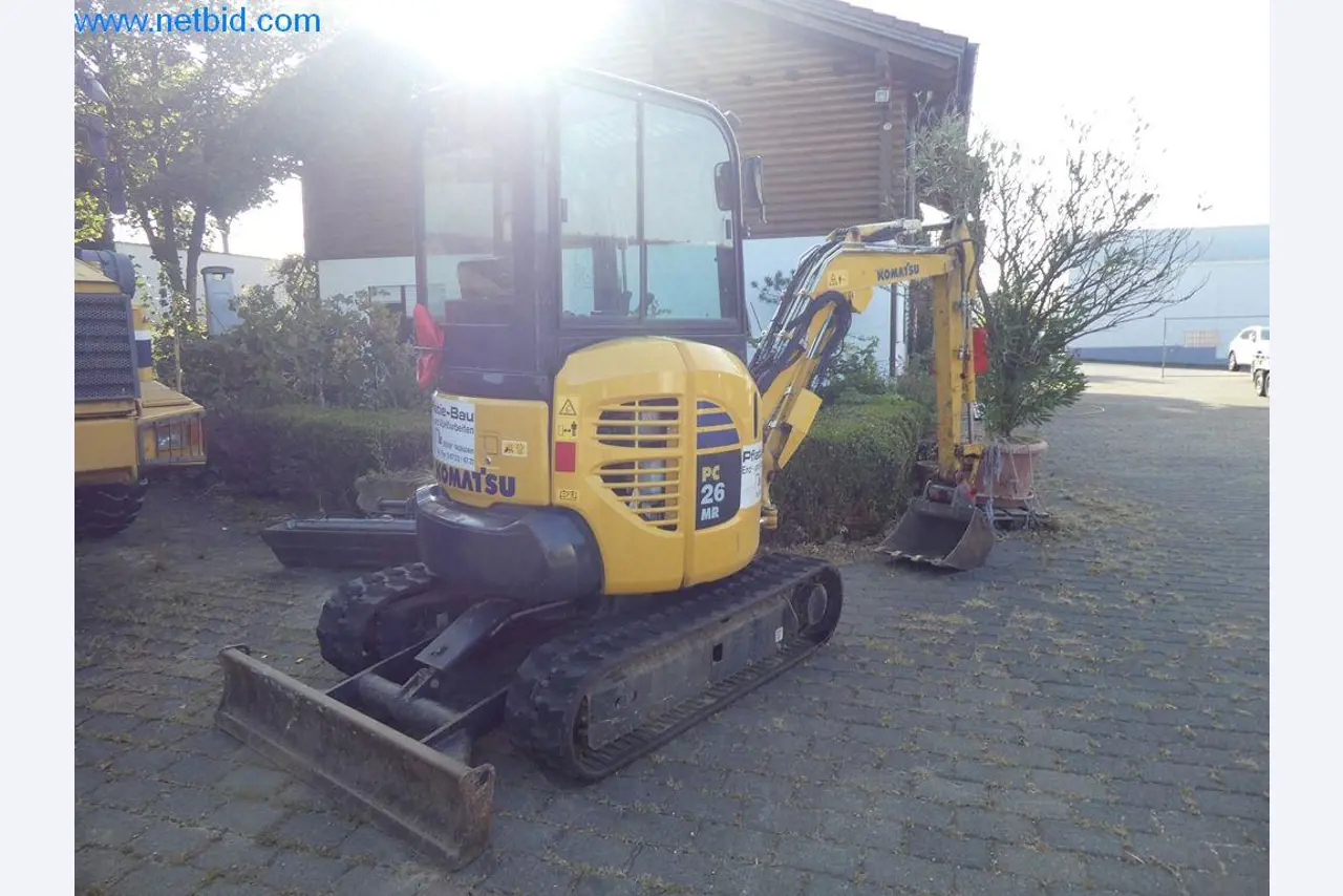 Baumaschinen, Nutzfahrzeuge, PKW, Anhänger und sonstige Handgeräte -2