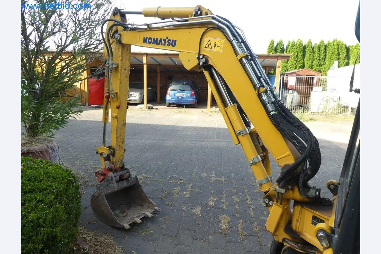Baumaschinen, Nutzfahrzeuge, PKW, Anhänger und sonstige Handgeräte -3