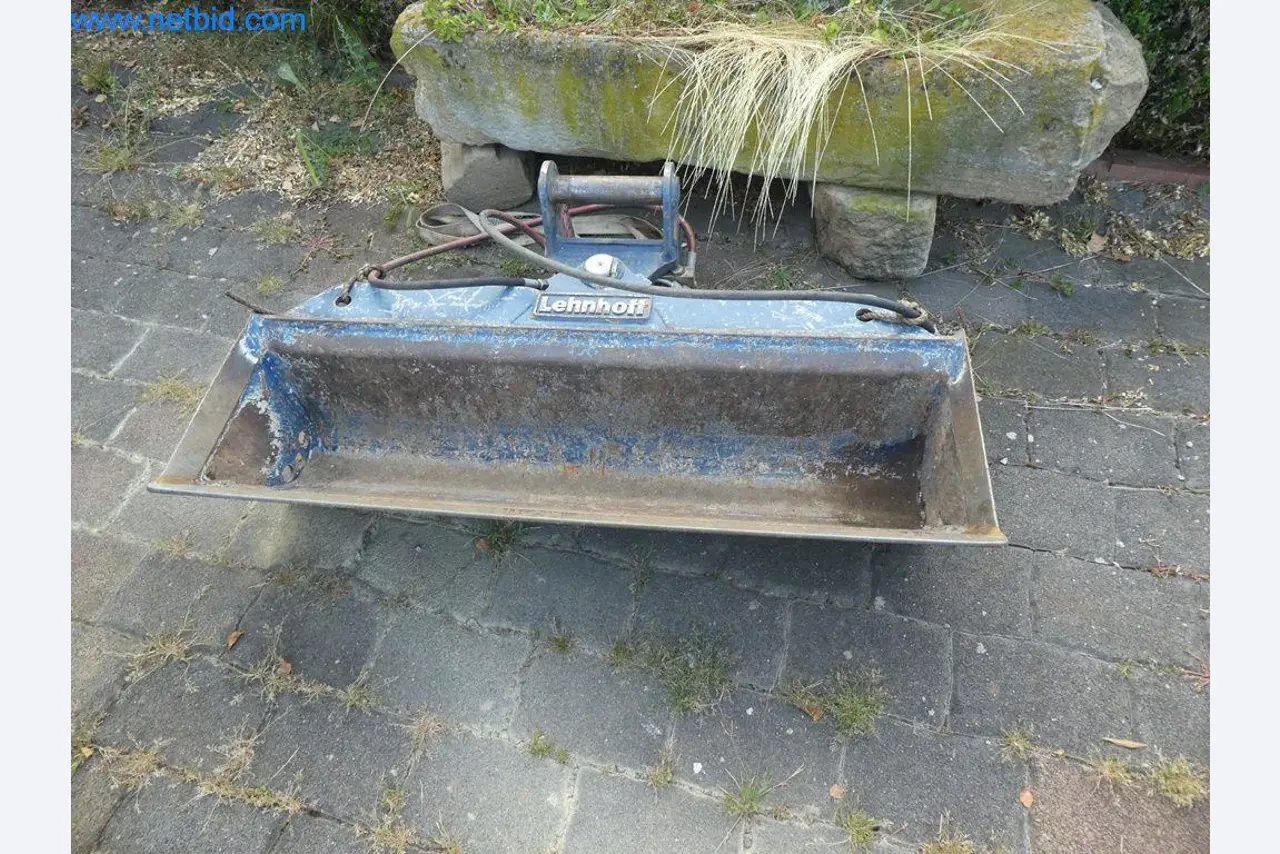 Baumaschinen, Nutzfahrzeuge, PKW, Anhänger und sonstige Handgeräte -6