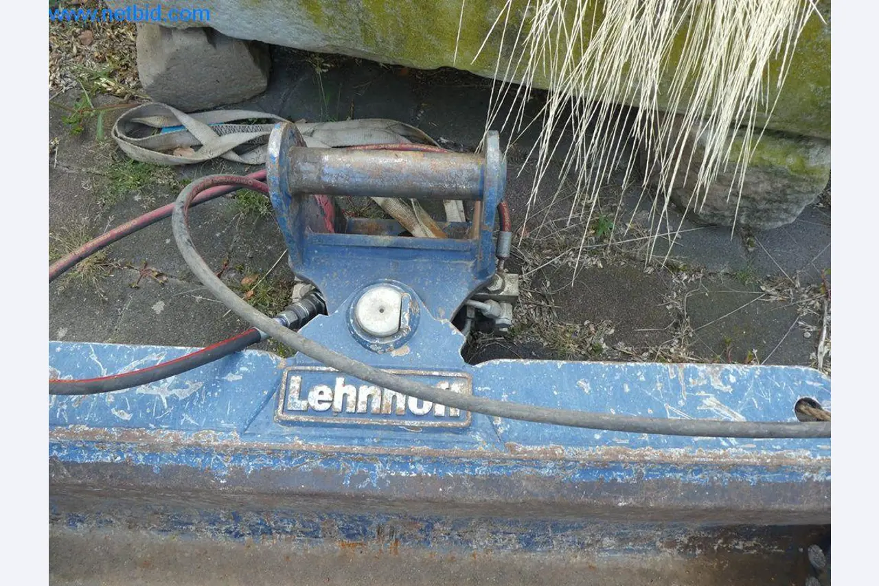Baumaschinen, Nutzfahrzeuge, PKW, Anhänger und sonstige Handgeräte -7