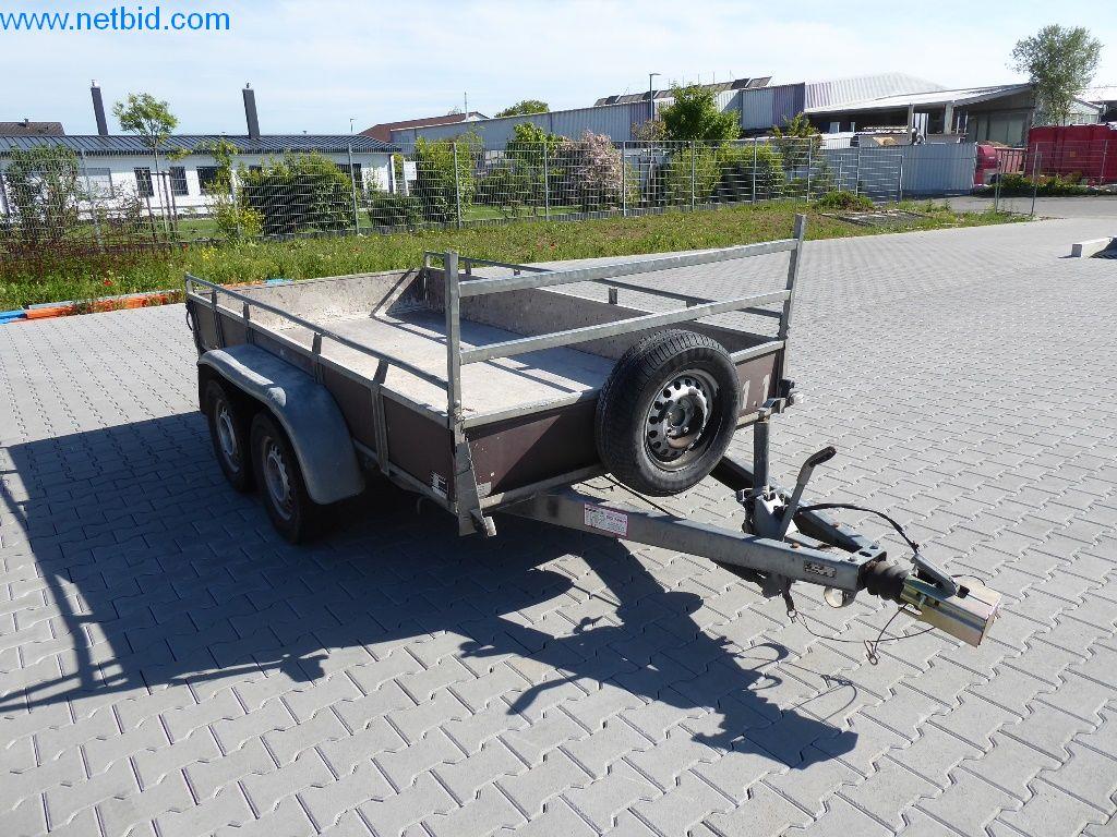 Maszyny budowlane, pojazdy użytkowe, samochody, przyczepy i inne narzędzia ręczne-2