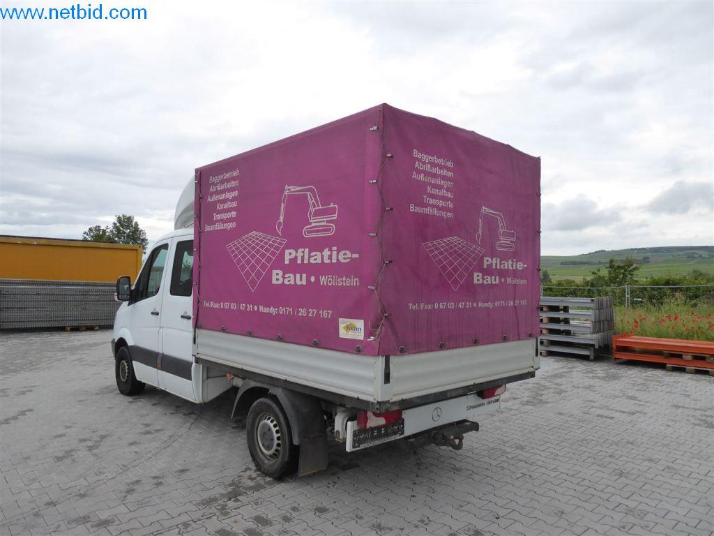 Maszyny budowlane, pojazdy użytkowe, samochody, przyczepy i inne narzędzia ręczne-20