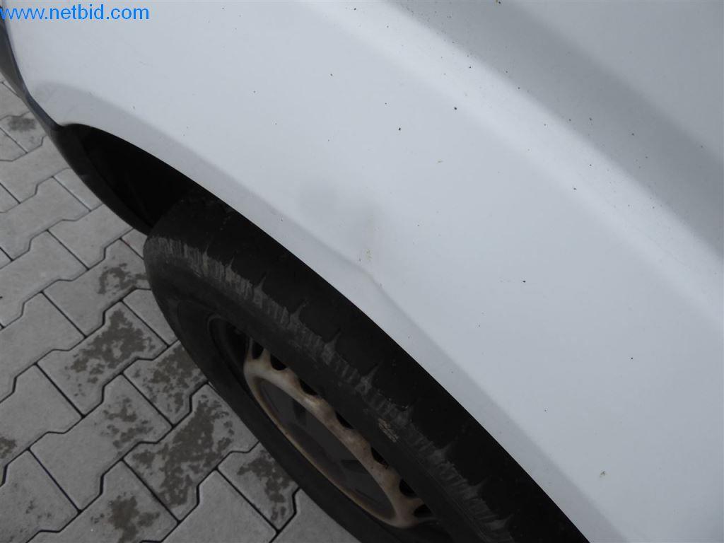 Maszyny budowlane, pojazdy użytkowe, samochody, przyczepy i inne narzędzia ręczne-22