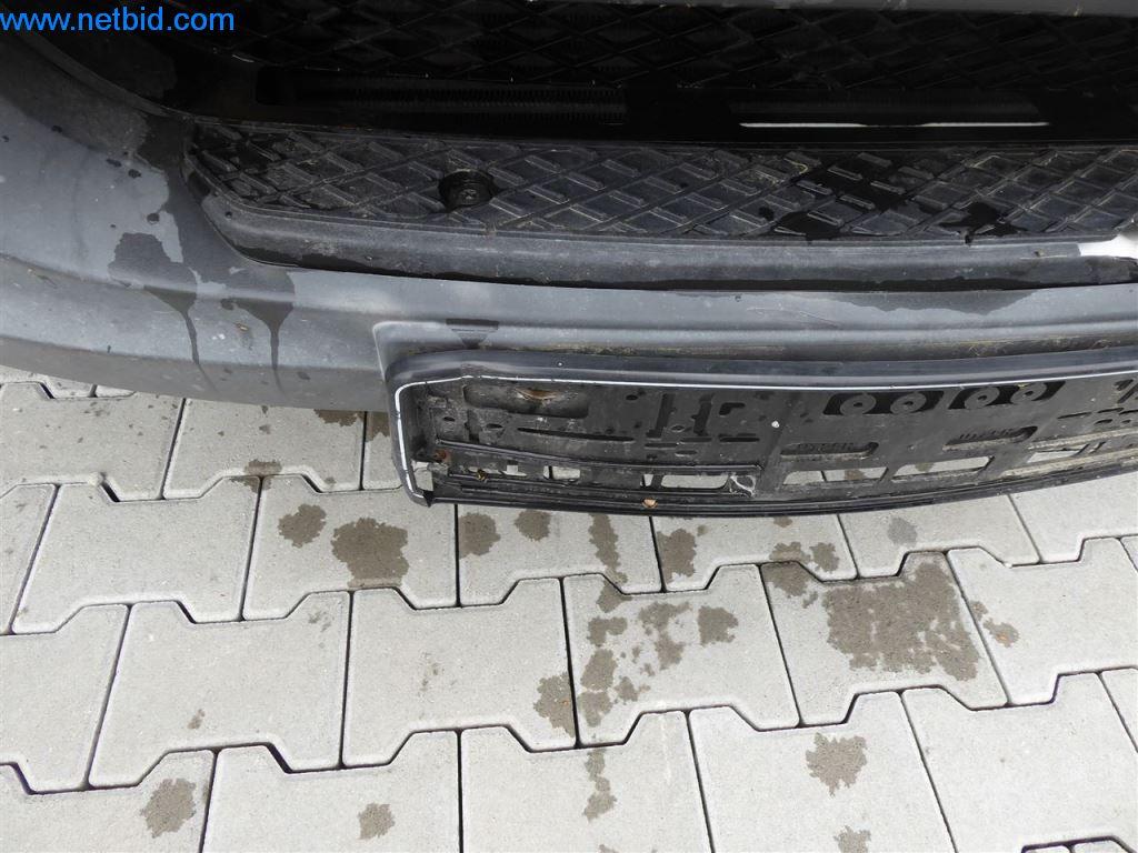 Maszyny budowlane, pojazdy użytkowe, samochody, przyczepy i inne narzędzia ręczne-24