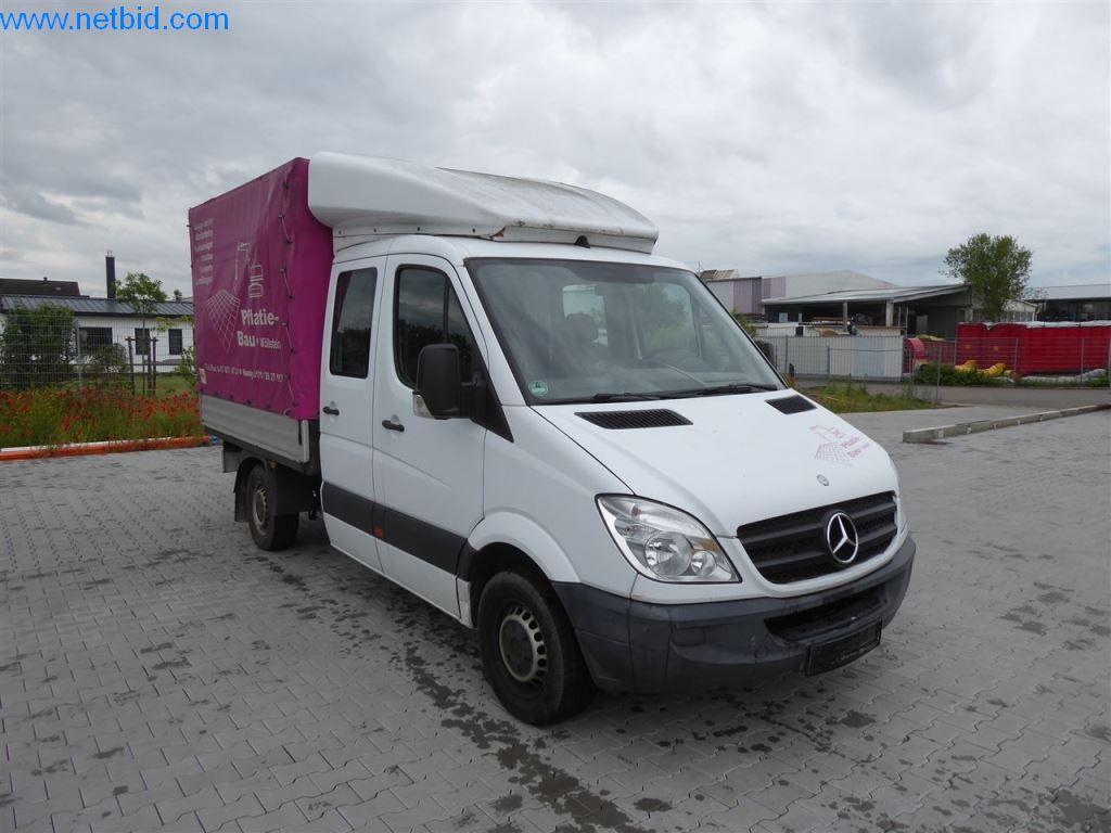 Maszyny budowlane, pojazdy użytkowe, samochody, przyczepy i inne narzędzia ręczne-2