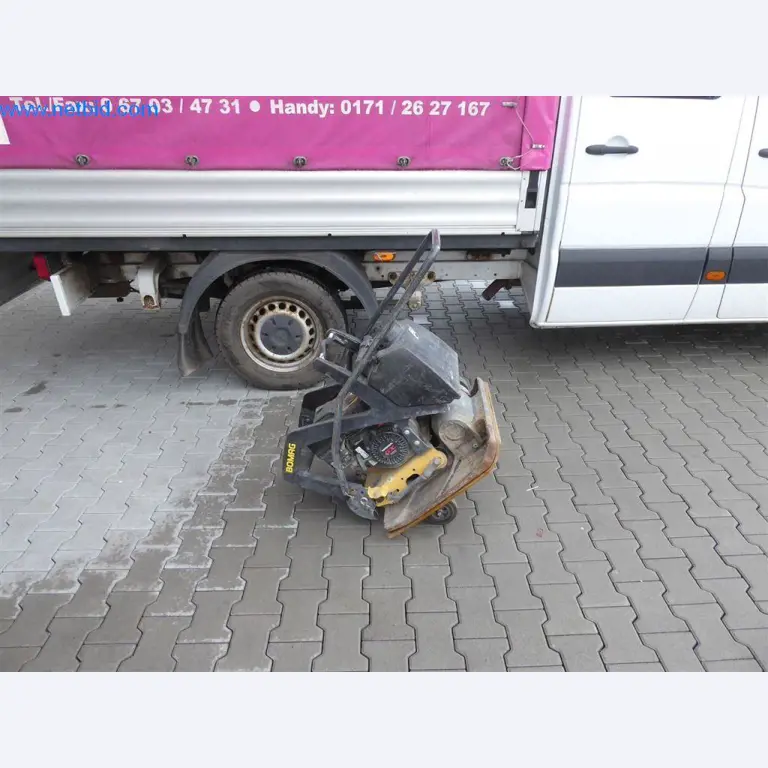 Baumaschinen, Nutzfahrzeuge, PKW, Anhänger und sonstige Handgeräte -1