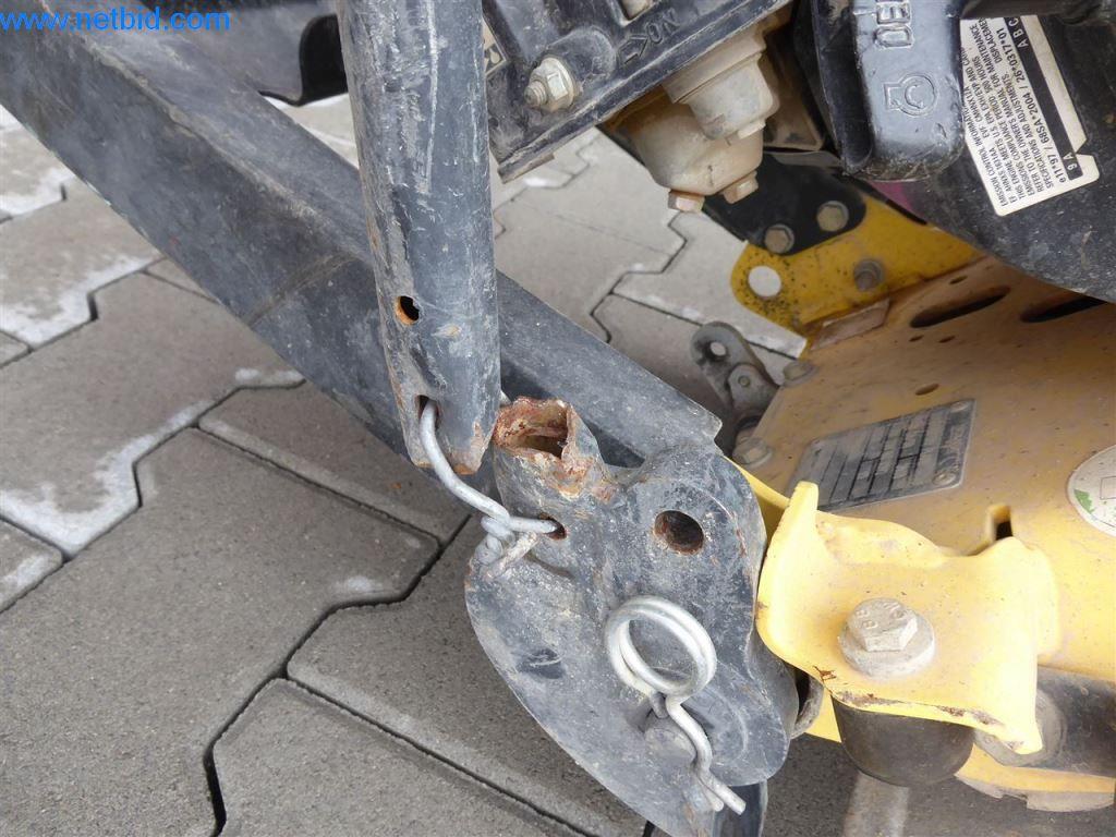 Machines de chantier, véhicules utilitaires, voitures, remorques et autres outils à main-2