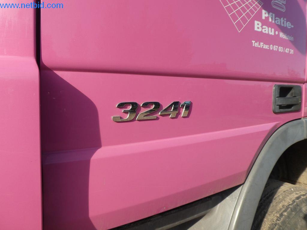 Maszyny budowlane, pojazdy użytkowe, samochody, przyczepy i inne narzędzia ręczne-14