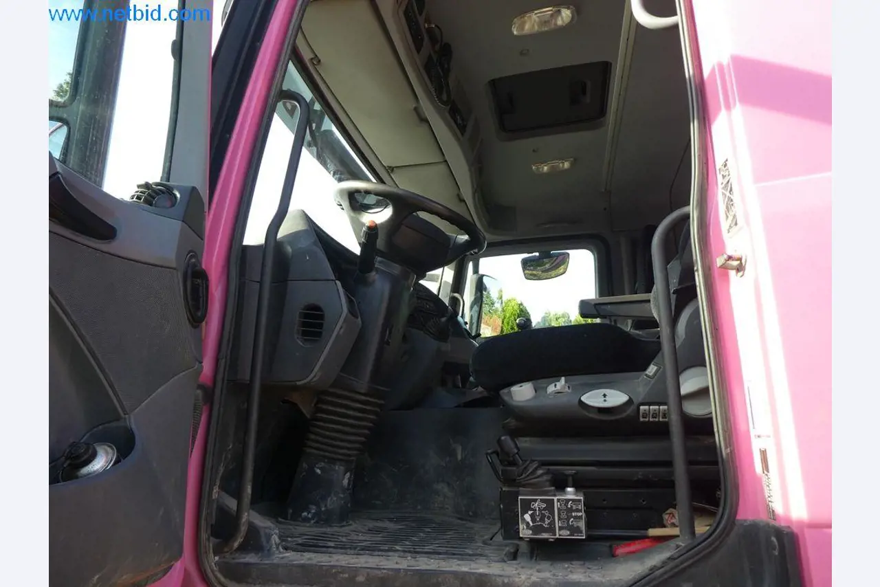 Baumaschinen, Nutzfahrzeuge, PKW, Anhänger und sonstige Handgeräte -16