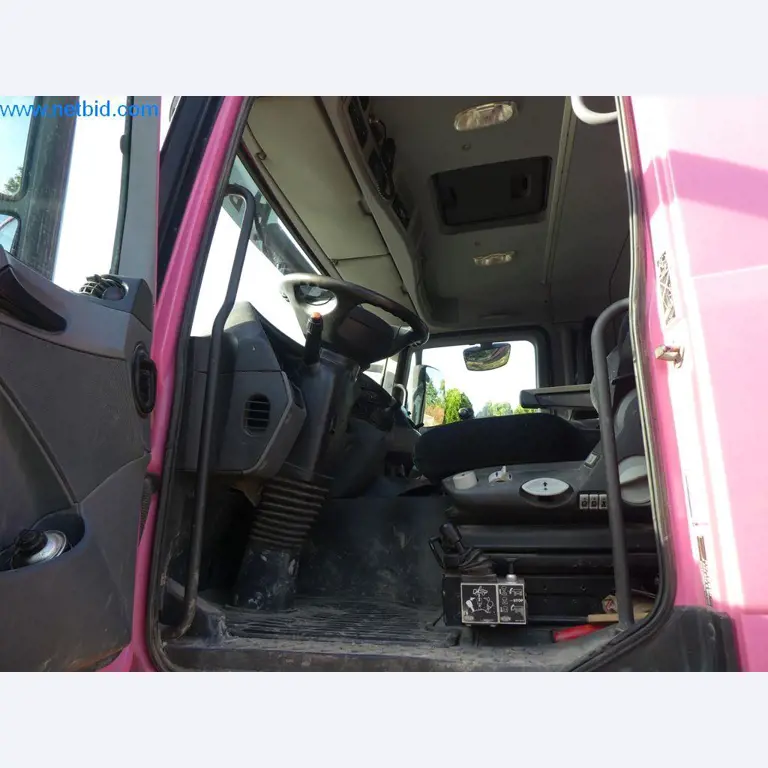 Baumaschinen, Nutzfahrzeuge, PKW, Anhänger und sonstige Handgeräte -16