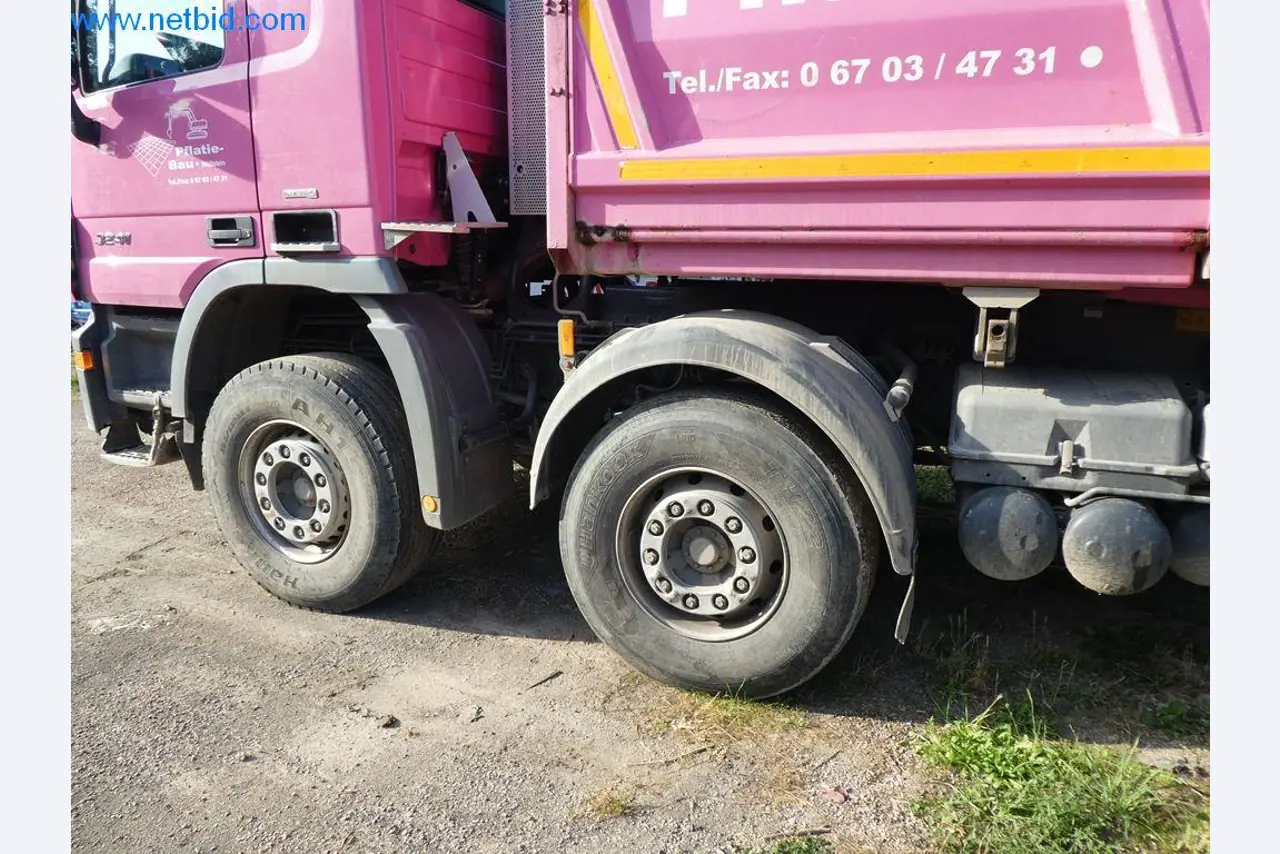 Baumaschinen, Nutzfahrzeuge, PKW, Anhänger und sonstige Handgeräte -7