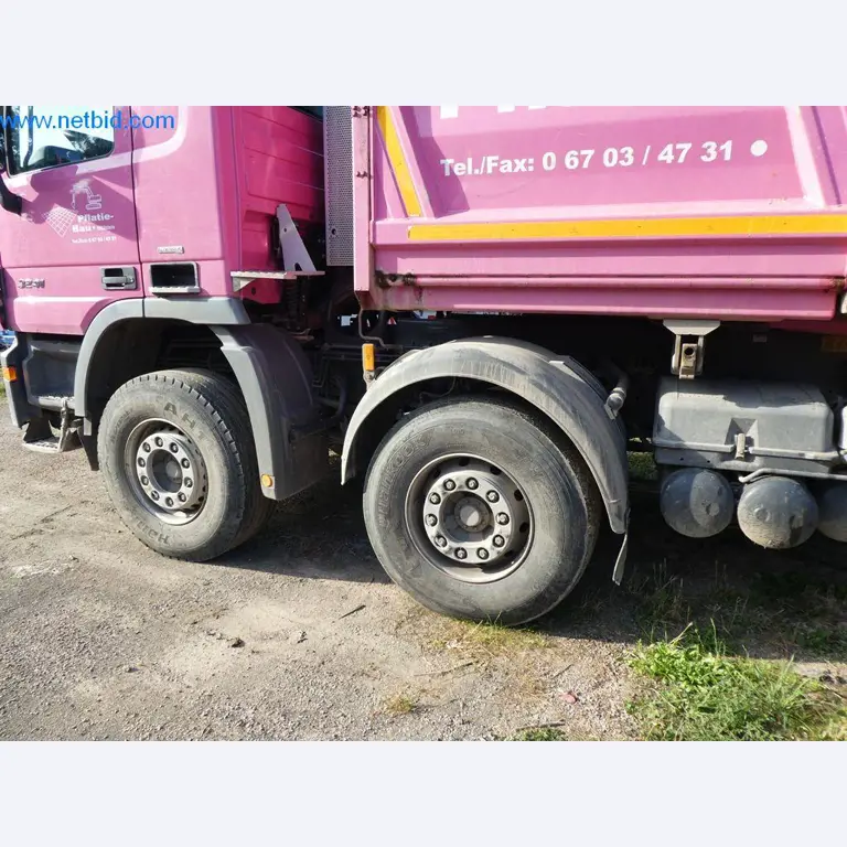 Baumaschinen, Nutzfahrzeuge, PKW, Anhänger und sonstige Handgeräte -7