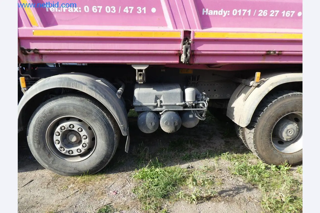 Baumaschinen, Nutzfahrzeuge, PKW, Anhänger und sonstige Handgeräte -8