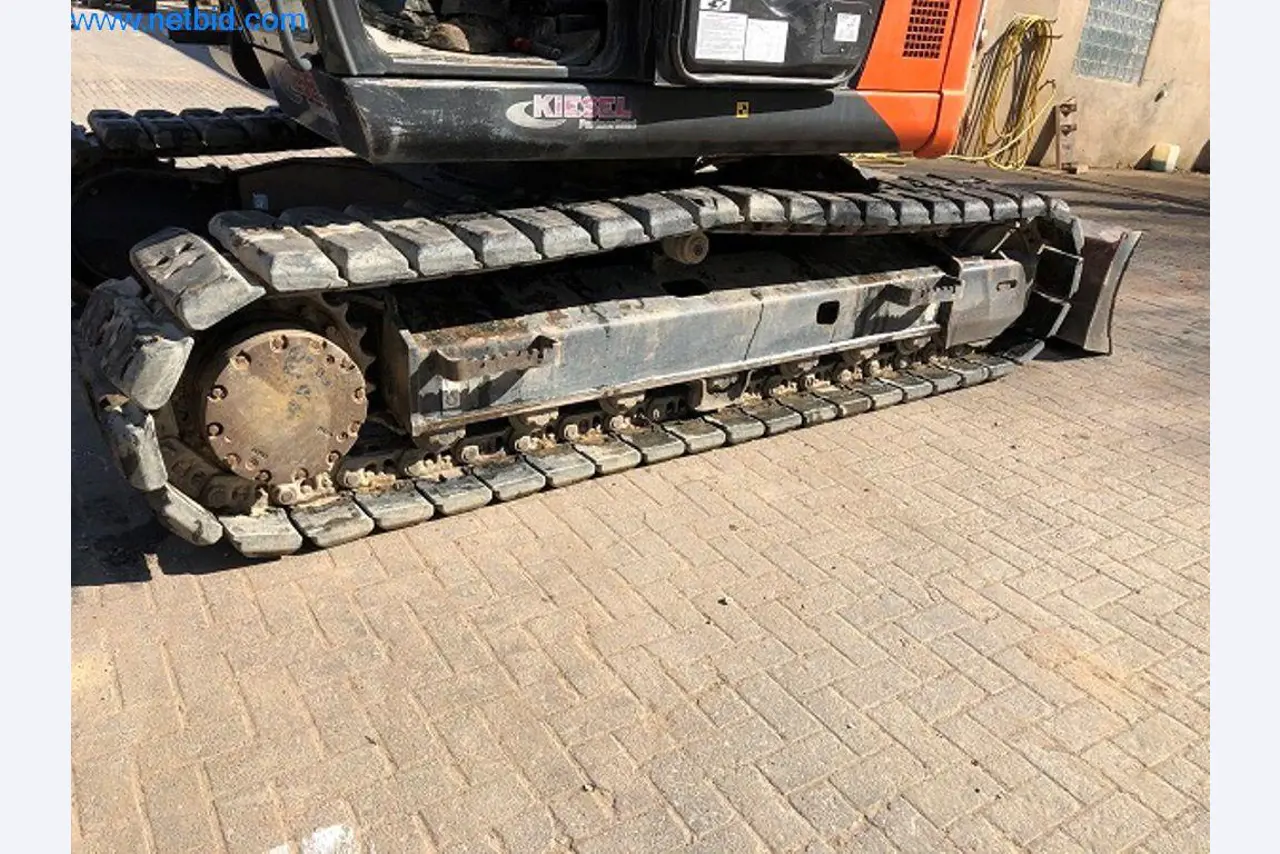 Baumaschinen, Nutzfahrzeuge, PKW, Anhänger und sonstige Handgeräte -24