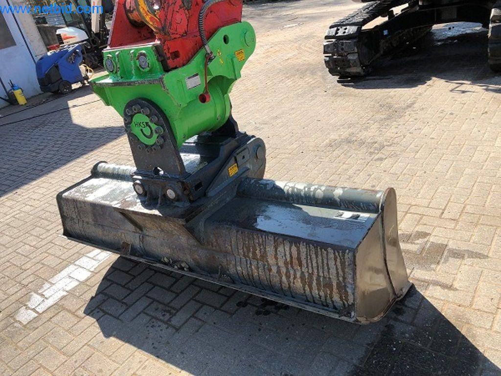 Machines de chantier, véhicules utilitaires, voitures, remorques et autres outils à main-32