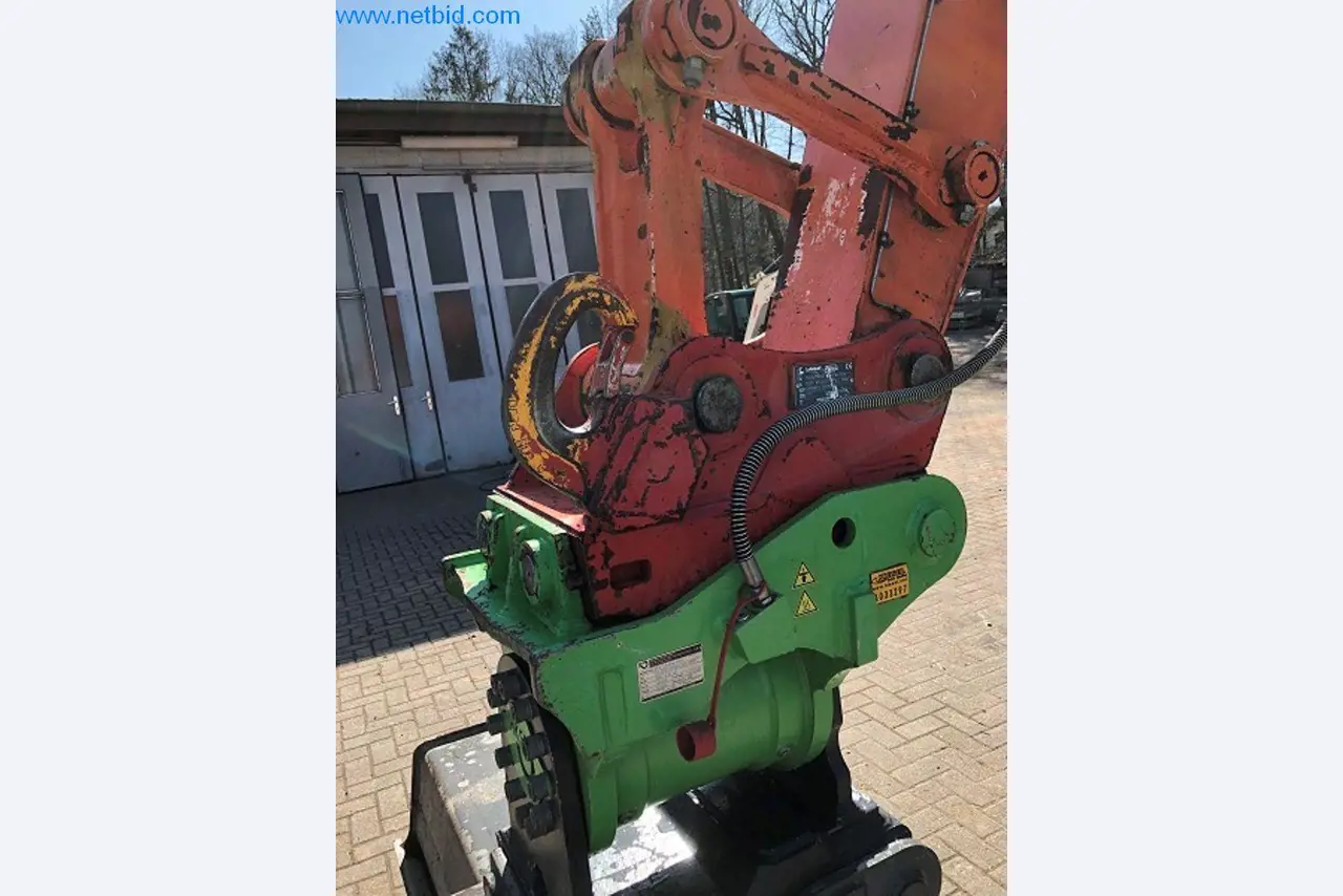 Baumaschinen, Nutzfahrzeuge, PKW, Anhänger und sonstige Handgeräte -35