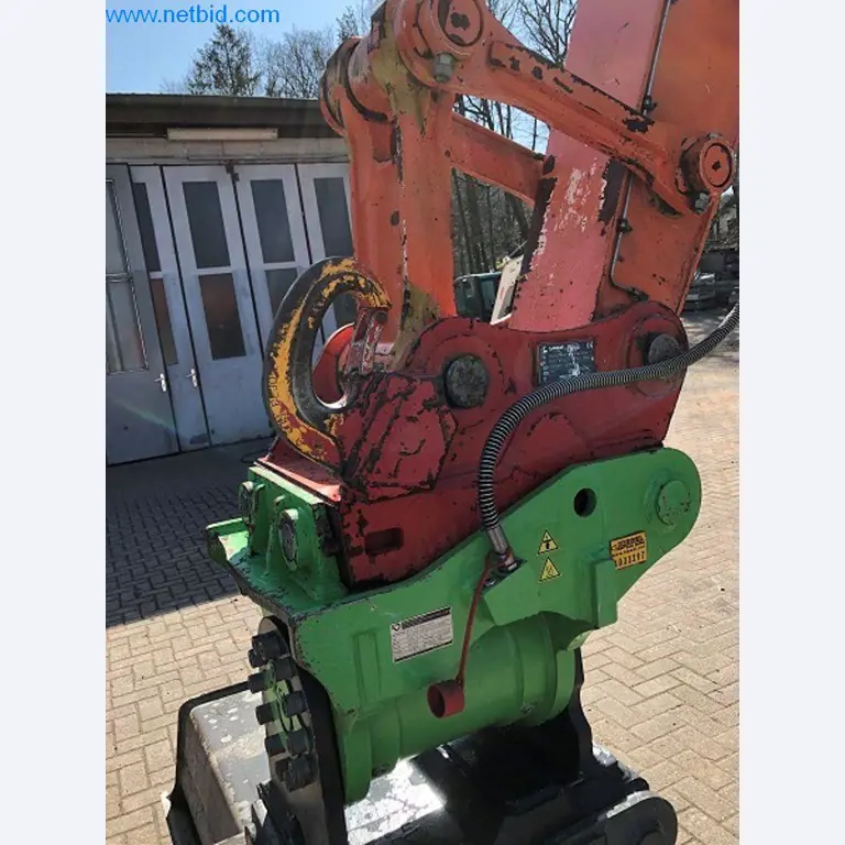 Baumaschinen, Nutzfahrzeuge, PKW, Anhänger und sonstige Handgeräte -35