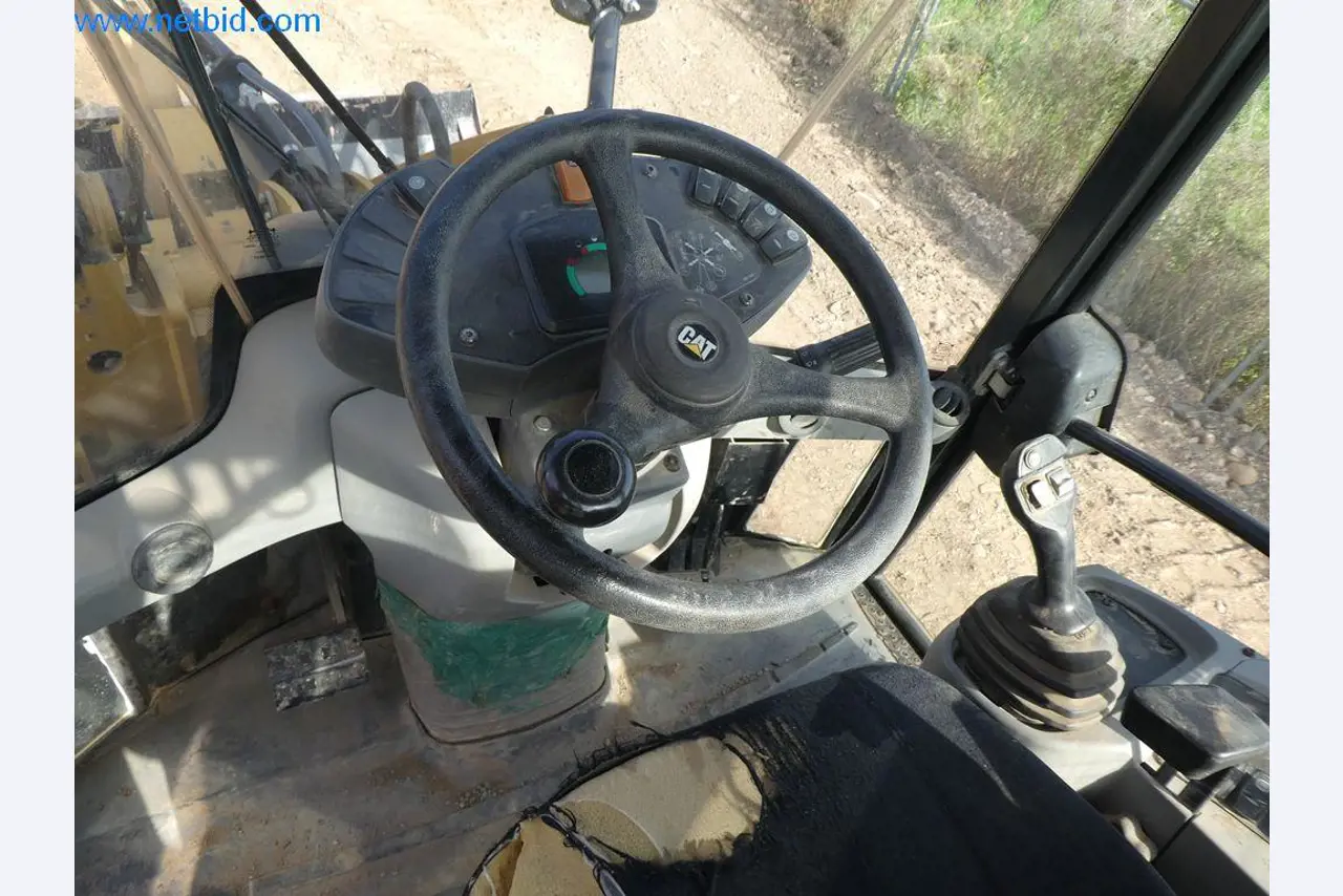 Baumaschinen, Nutzfahrzeuge, PKW, Anhänger und sonstige Handgeräte -12