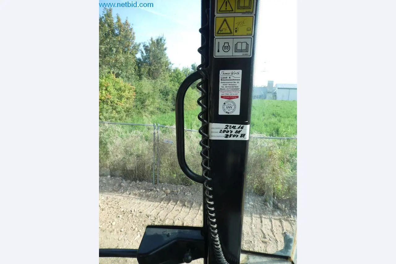 Baumaschinen, Nutzfahrzeuge, PKW, Anhänger und sonstige Handgeräte -16