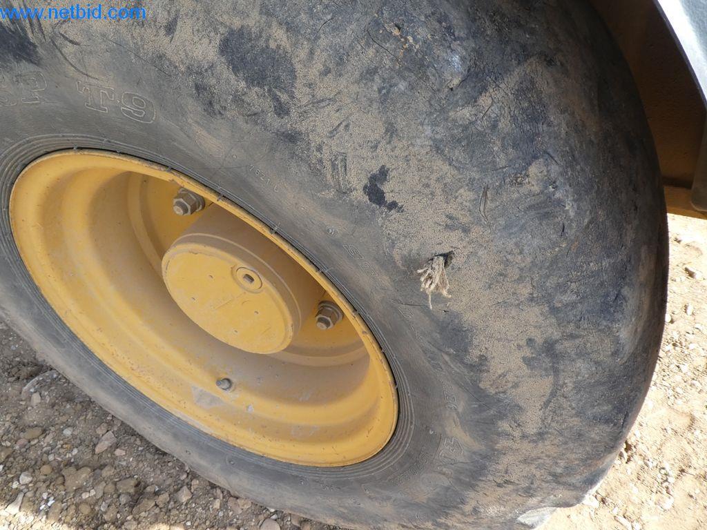 Gradbeni stroji, gospodarska vozila, avtomobili, prikolice in drugo ročno orodje-4