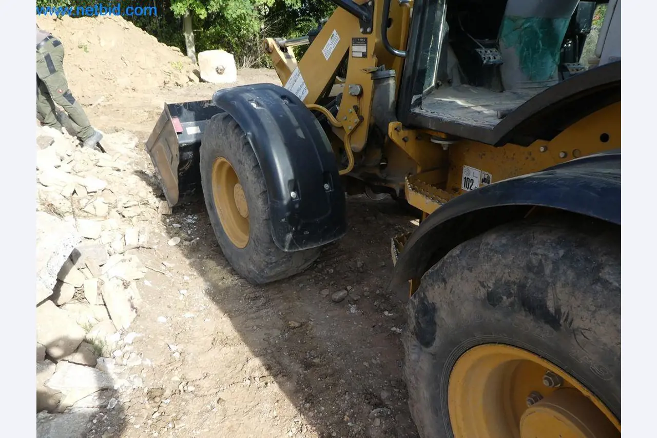 Baumaschinen, Nutzfahrzeuge, PKW, Anhänger und sonstige Handgeräte -6
