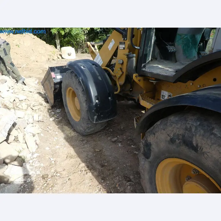 Baumaschinen, Nutzfahrzeuge, PKW, Anhänger und sonstige Handgeräte -6