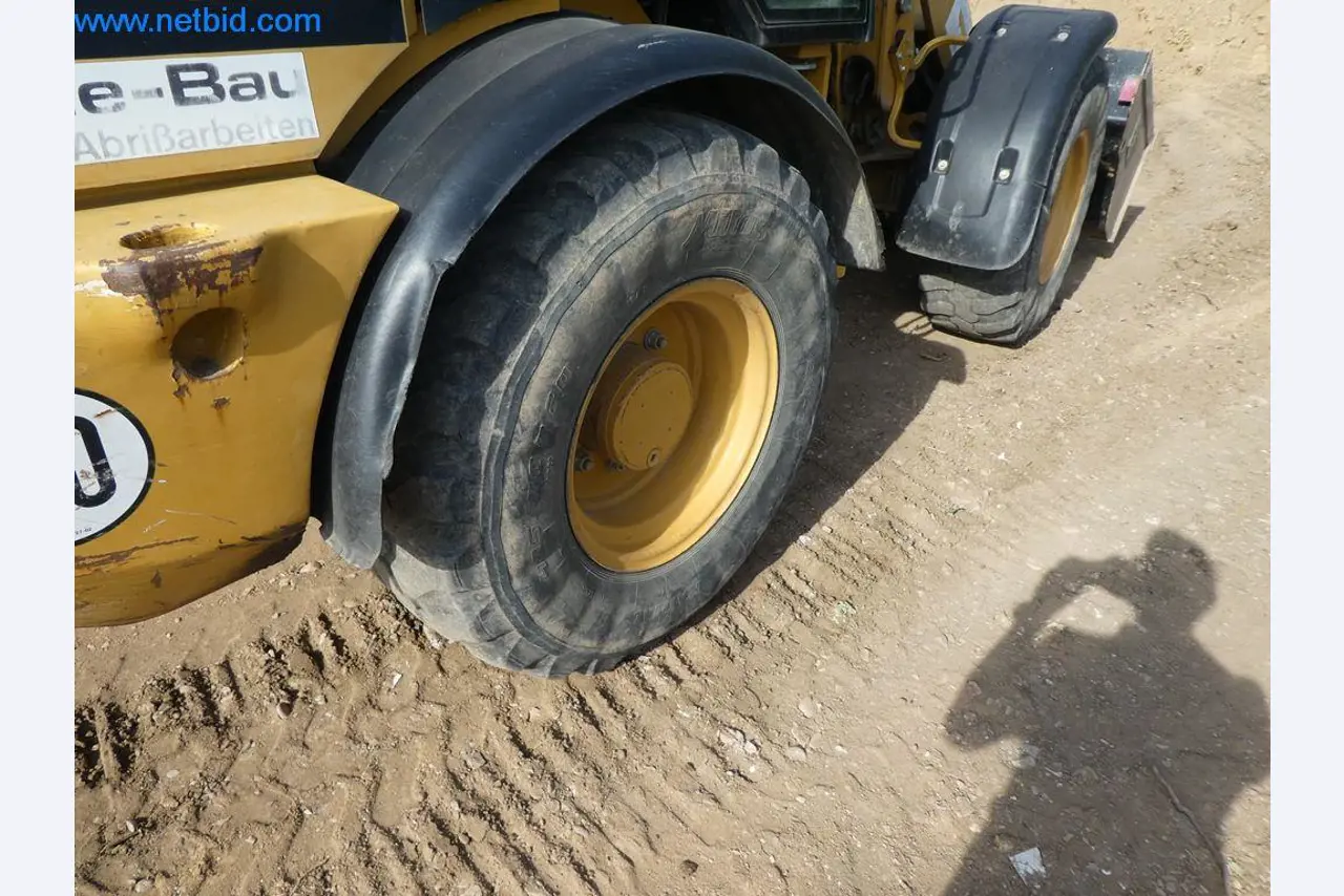 Baumaschinen, Nutzfahrzeuge, PKW, Anhänger und sonstige Handgeräte -7