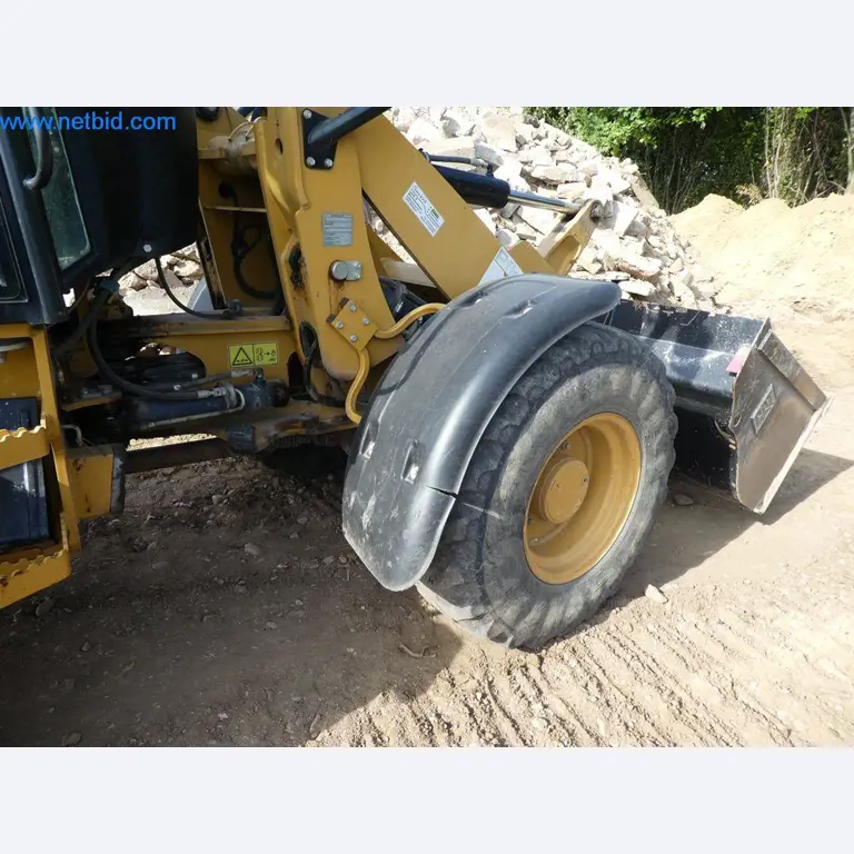 Baumaschinen, Nutzfahrzeuge, PKW, Anhänger und sonstige Handgeräte -8