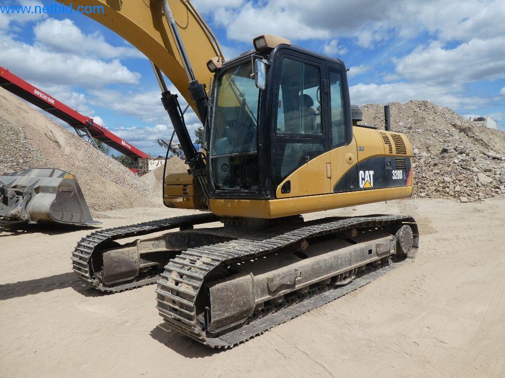 Machines de chantier, véhicules utilitaires, voitures, remorques et autres outils à main-10