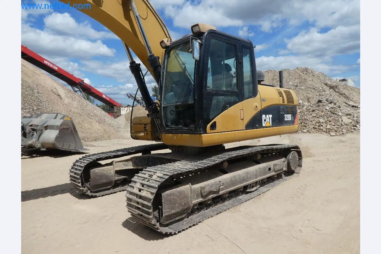 Baumaschinen, Nutzfahrzeuge, PKW, Anhänger und sonstige Handgeräte -10