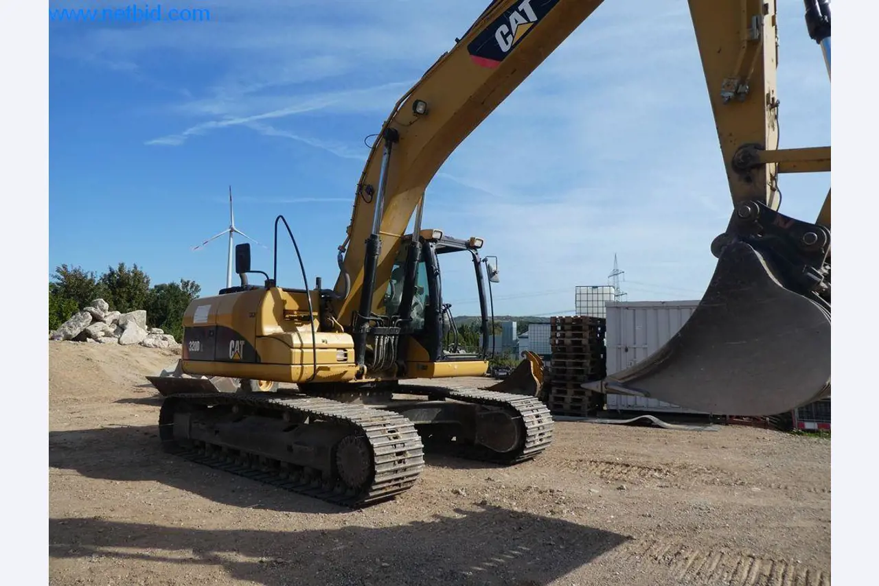 Baumaschinen, Nutzfahrzeuge, PKW, Anhänger und sonstige Handgeräte -12