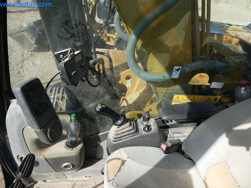 Machines de chantier, véhicules utilitaires, voitures, remorques et autres outils à main-17