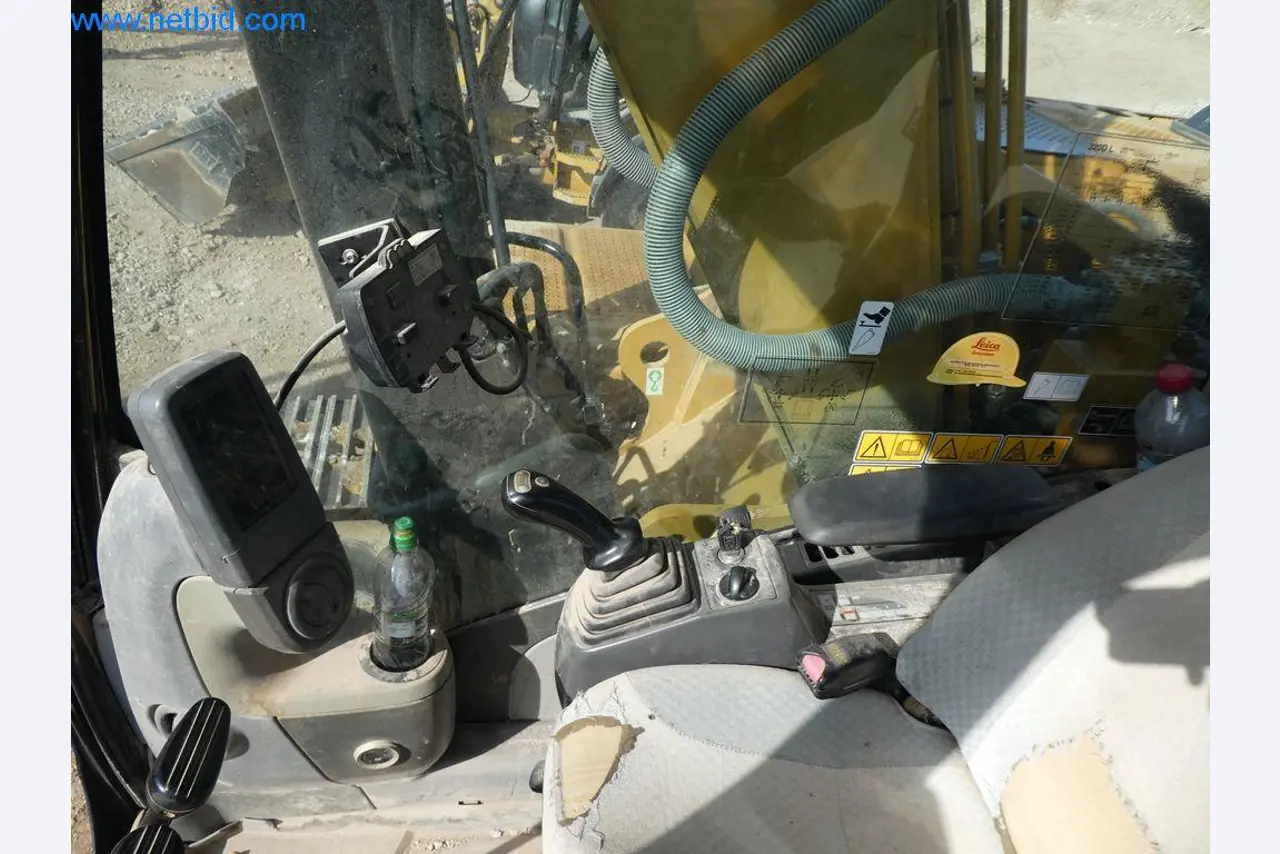 Baumaschinen, Nutzfahrzeuge, PKW, Anhänger und sonstige Handgeräte -17