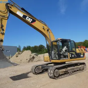 Tracked excavator Caterpillar 320DL