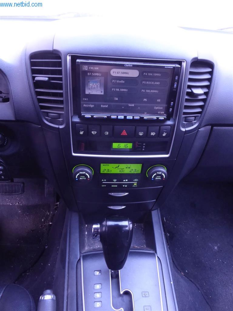 Machines de chantier, véhicules utilitaires, voitures, remorques et autres outils à main-17