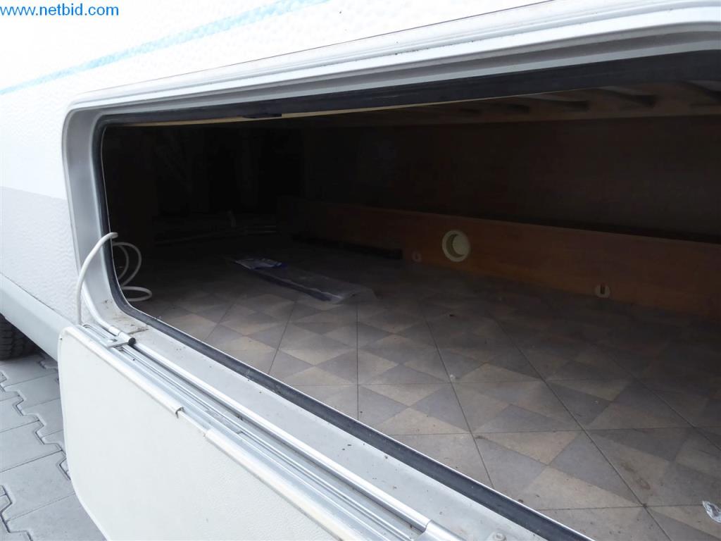 Machines de chantier, véhicules utilitaires, voitures, remorques et autres outils à main-11