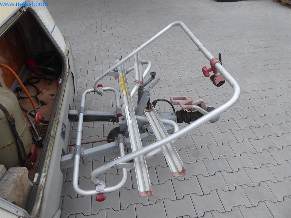 Machines de chantier, véhicules utilitaires, voitures, remorques et autres outils à main-12