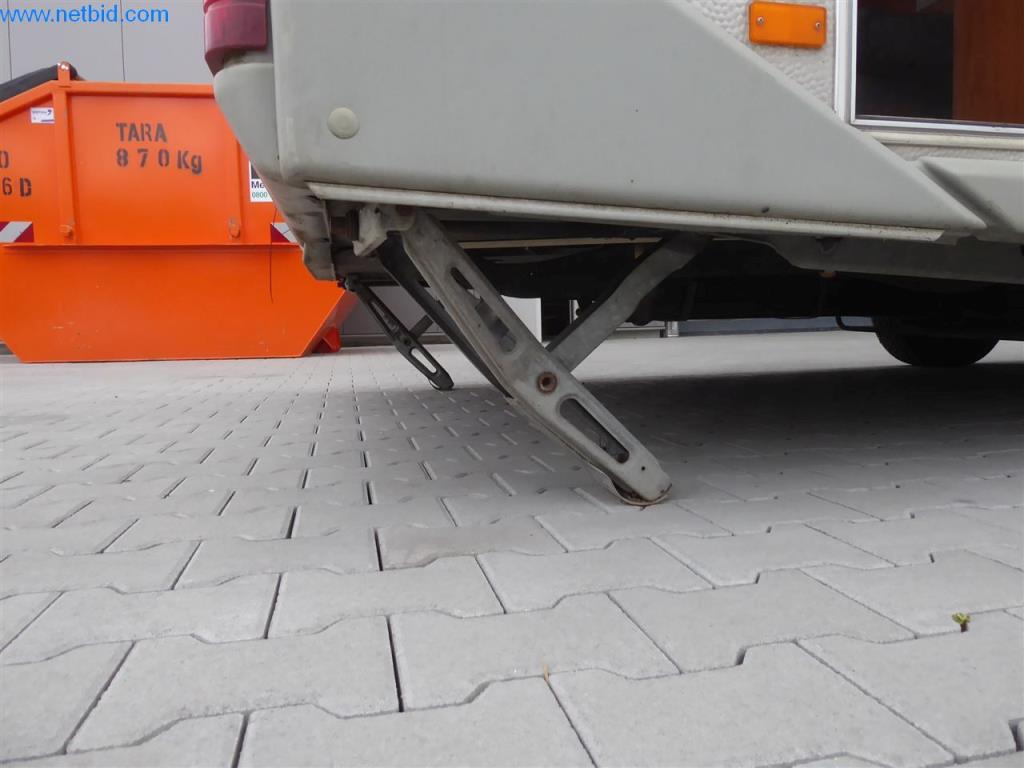 Machines de chantier, véhicules utilitaires, voitures, remorques et autres outils à main-15