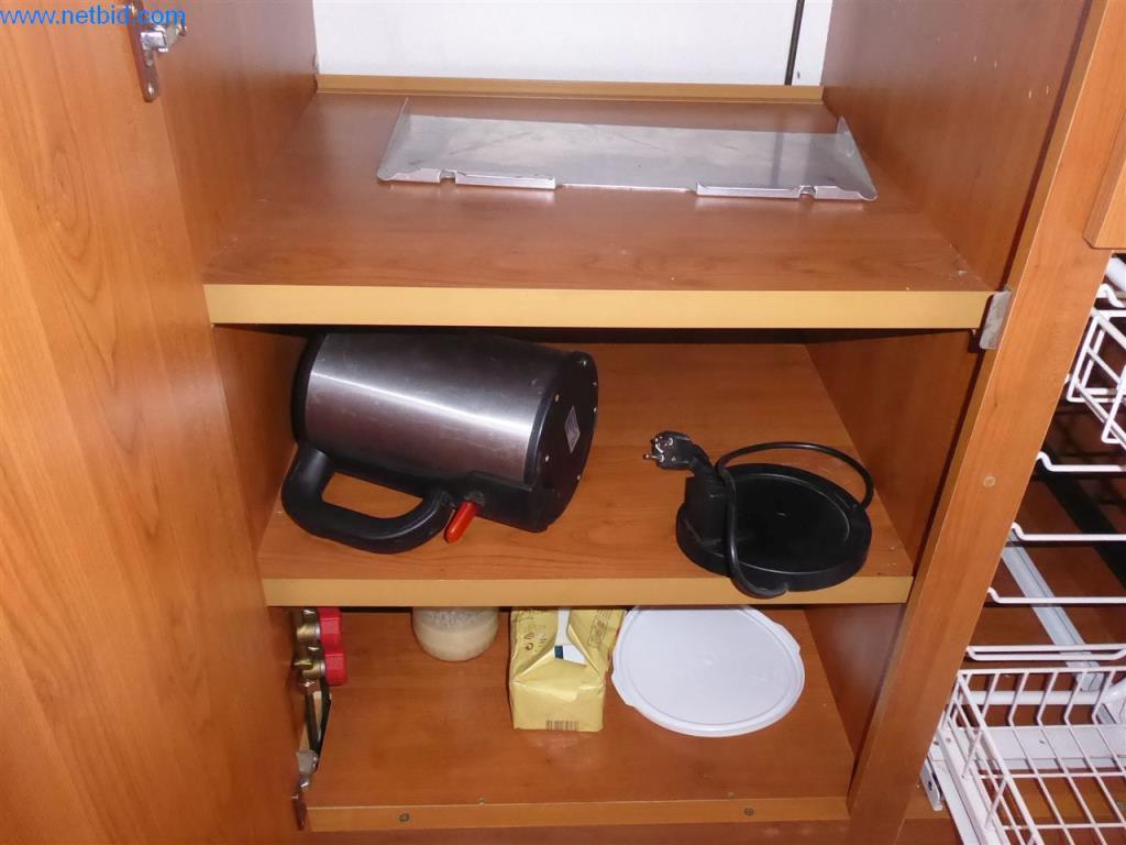 Machines de chantier, véhicules utilitaires, voitures, remorques et autres outils à main-32