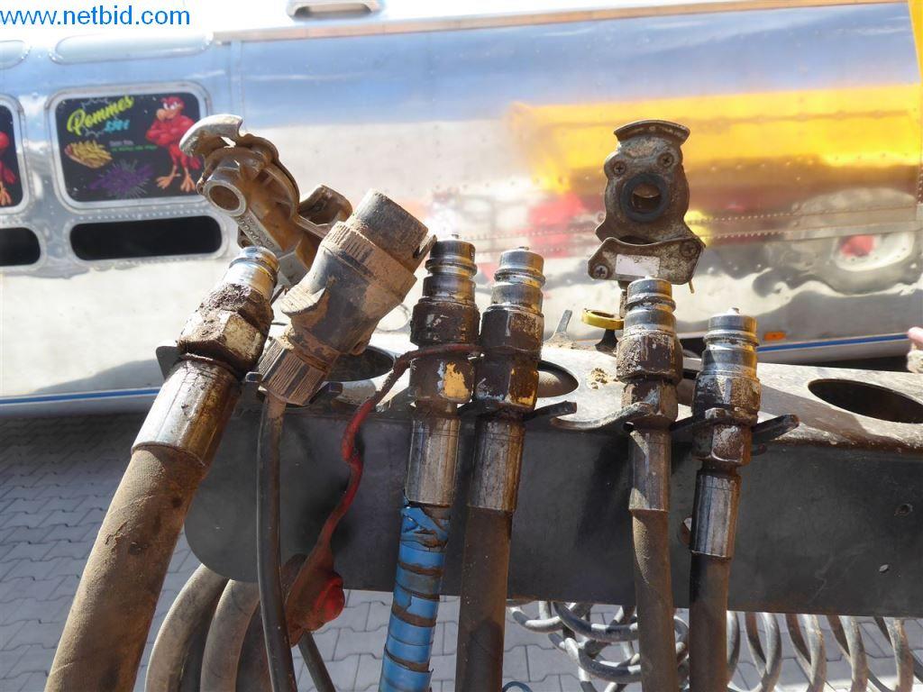 Maquinaria de construcción, vehículos comerciales, automóviles, remolques y otras herramientas de mano-11